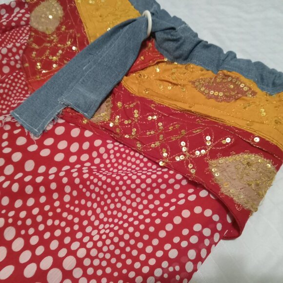 Beautiful handmade skirt, with denim, silk & cotton fabrics, sequins, embroidery - Picture 3 of 13